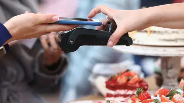 Pagando con el celular