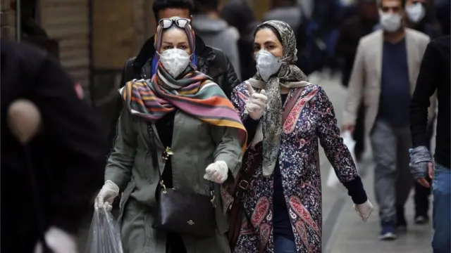 အသေးစား စီးပွားရေး လုပ်ငန်း တချို့ ကို အစိုးရက ပြန်လည် ဖွင့်လှစ်ခွင့် ပေး