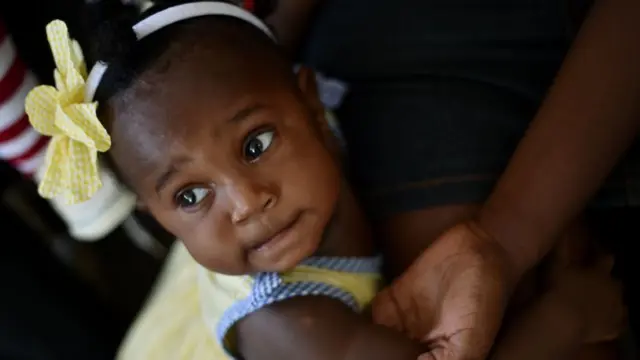 La Fondation Nwanko Kanu prend en charge le voyage des enfants qui vont se faire soigner à l'étranger.