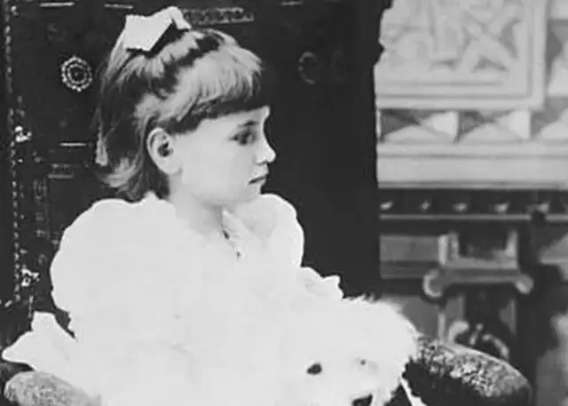 Helen Keeler à sept ans en 1887