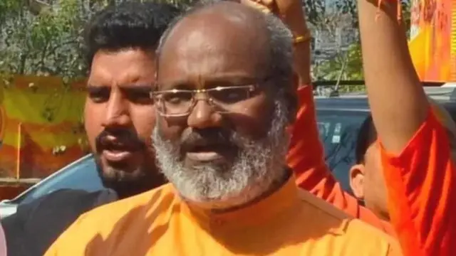 યતિ નરસિંહાનંદ