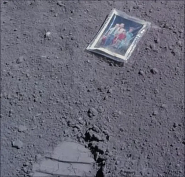 Charles Duke recalls driving on the Moon - BBC News