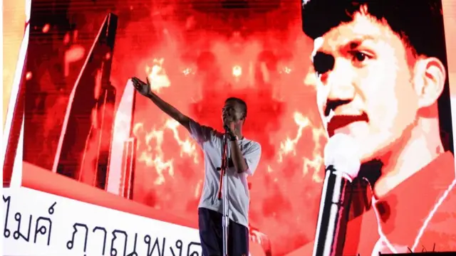 ไมค์ ภานุพงศ์ จาดนอก