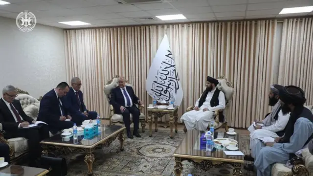 "Сув-энергетика соҳасидаги ҳамкорлик муҳимлиги яна бир бор қайд этилди", деб хабар берди Ўзбекистон Ташқи ишлар вазирлиги Ўзбекистон Президентининг ташқи сиёсат масалалари бўйича махсус вакили Абдулазиз Комилов раҳбарлигидаги ҳайъатнинг Афғонистонга сафари пайти.