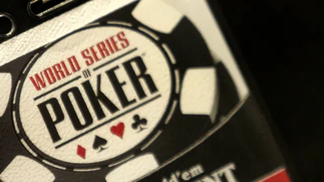 Detalle de carnet del mundial de póker 2005