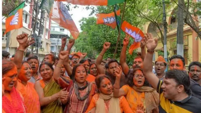 পশ্চিমবঙ্গে বিজেপি সমর্থকদের উল্লাস