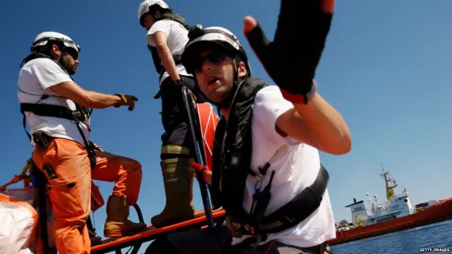 ਗੈਰ ਕਾਨੂੰਨੀ ਪ੍ਰਵਾਸੀ