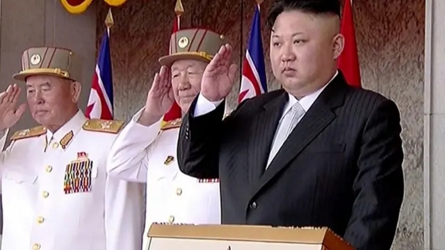 Kim Jong-un fi waahillan isaanii