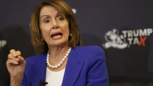 અમેરિકાના ડેમોક્રેટિક પક્ષનાં રાજકારણી નેન્સી પેલોસી.