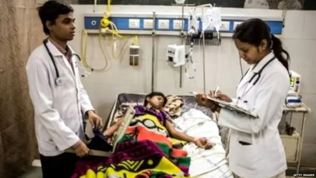 private hospitals, symbolic image