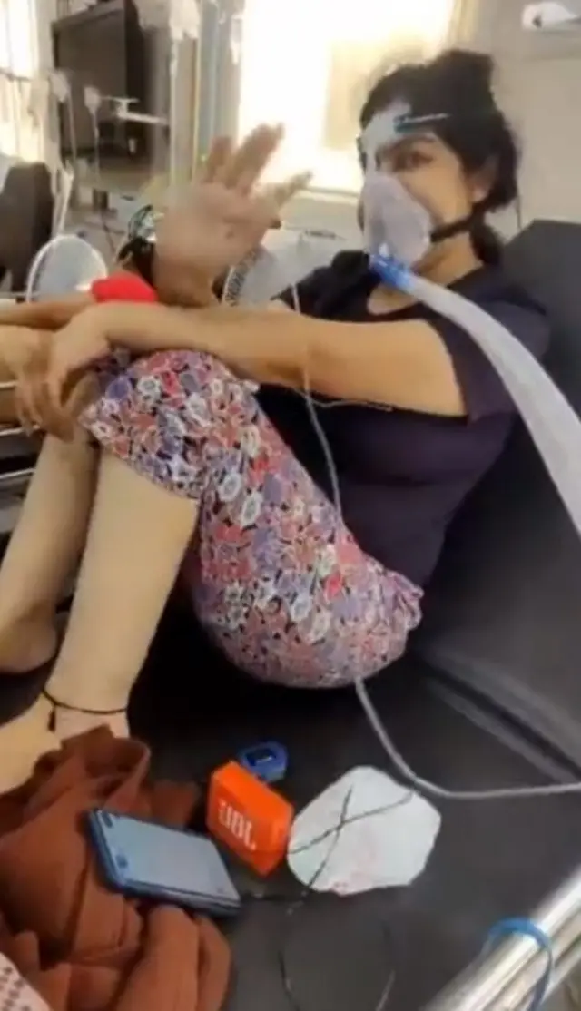 కోవిడ్ తో చనిపోయిన యువతి