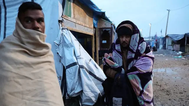 "Nous n'attendons rien de la France", a déclaré un migrant vivant à Calais.