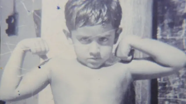 लेफ़्टिनेंट विजयंत थापर की बचपन की तस्वीर