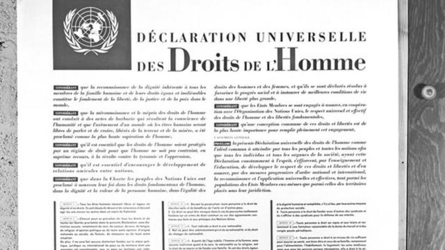 Declaração Universal, em francês, proclamada em 10 de dezembro de 1948