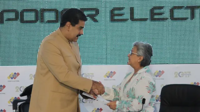 Nicolás Maduro y Tibisay Lucena