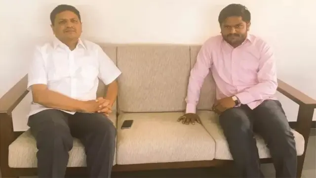 સમીક્ષકો માને છે કે નરેશ પટેલનાં કૉંગ્રેસમાં આવવાના એંધાણની જ્યારથી વાત વહેતી થઈ હતી ત્યારથી જ કૉંગ્રેસ અને હાર્દિક વચ્ચે ગજગ્રાહ શરૂ થયો હતો