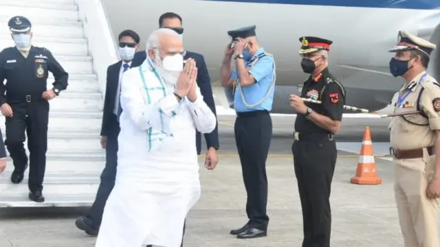 नरेंद्र मोदी