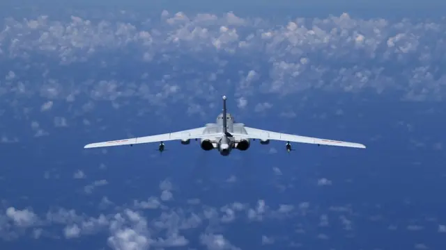 轰-6"轰炸机资料照片