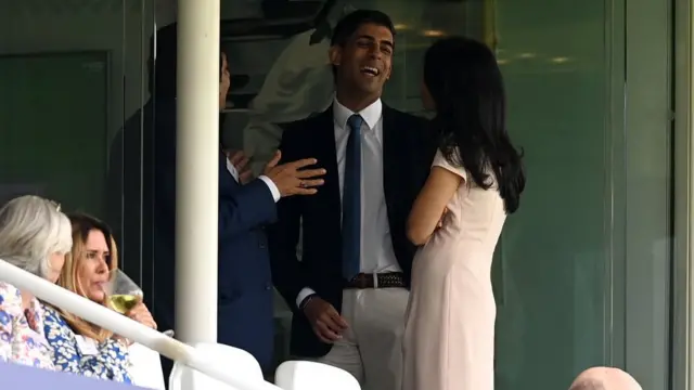 अक्षता मू्र्ति