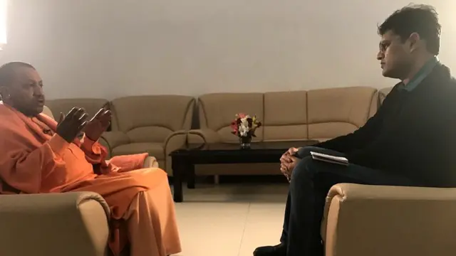 योगी आदित्यनाथ के साथ नितिन श्रीवास्तव