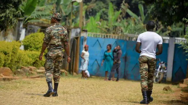 Cameroon soldiers