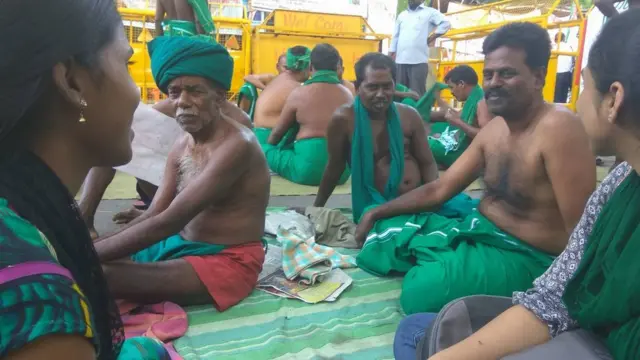 விவாசயிகள்