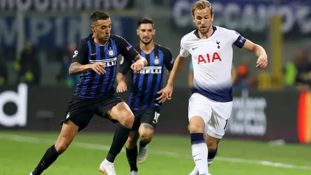 Harry Kane and Tottenham lose to Inter Milan.