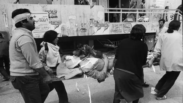 কোথাও কোথাও সংঘর্ষ এড়ানো যায়নি, হতাহতের ঘটনাও ঘটেছিল।