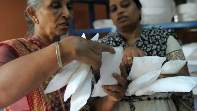 சானிட்டரி நாப்கின்கள் மட்டும்தான் பெண்களின் சுகாதார பிரச்சனையா?