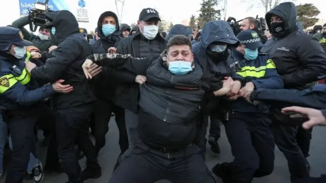 Задержание