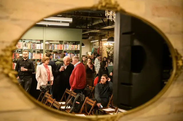 Церемонія нагородження Книги року BBC у 2023. Перемогу отримав роман "Драбина" Євгенії Кузнєцової.