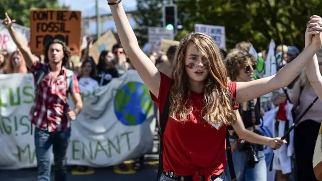 Manifestantes jovens