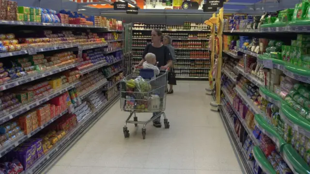 Kupovina u velikim marketima ne garantuje niže cene