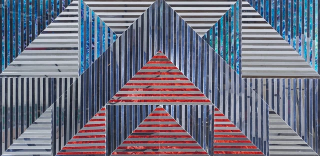 نقاشی منیر فرمانفرماییان، نقاش ایرانی در حراج دهم تهران ۴ میلیارد تومان به فروش رسید که گران‌ترین اثر فروخته شده این دوره بود