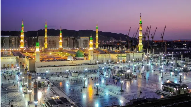 মদিনায় অবস্থিত মসজিদে নববী