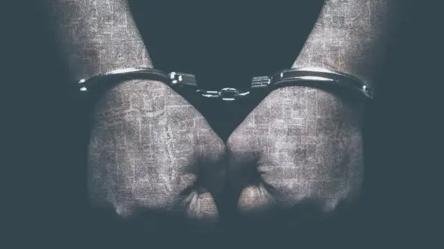 விவசாயிகள் போராட்டம்: பத்திரிகையாளர்களை நசுக்குகிறதா அரசு? - குவியும் வழக்குகள்