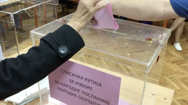 Glasanje na biračkom mestu