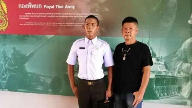 นายภคพงศ์ ตัญกาญจน์ และบิดา