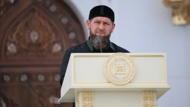 أحمد قديروف أثناء افتتاح المسجد
