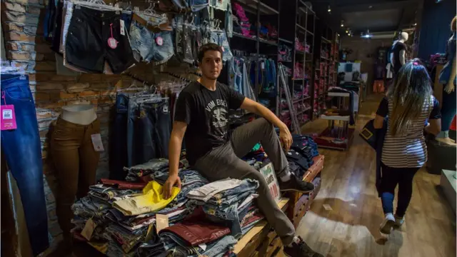 Lauro Pimenta teve que demitir funcionárias antigas de sua loja