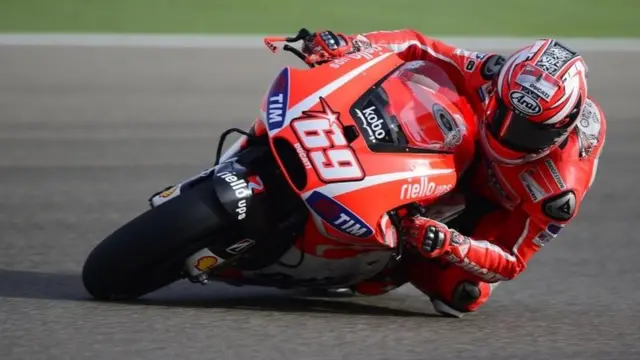 Nicky Hayden en su motocicleta