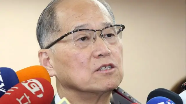 台灣外交部長李大維說,由於特朗普將訪問中國,所以蔡英文過境美國事宜"比較複雜"。