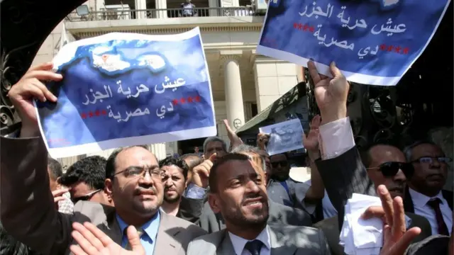اعتراض مخالفان الحاق دو جزیره به عربستان