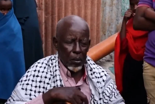 Mukhtaar Saalax, Marxuumka aabihiis