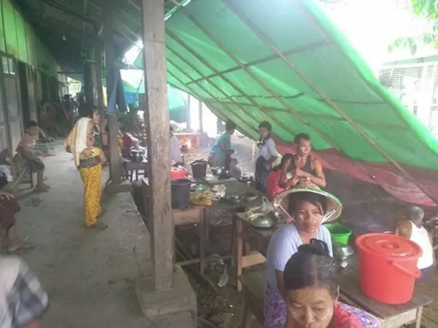 စာသင်ကျောင်းတွေမှာ နေနေကြတဲ့ သူတွေဟာ နေအိမ်တွေမရှိကြတော့