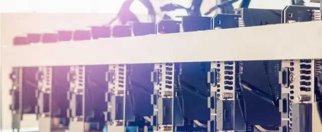 Normalde kripto para üretimi için özel tasarlanmış pahalı donanımlar gerekiyor. Fakat hackerlar bu yöntemle internette gezenlerin bilgisayarlarını kullanıyor