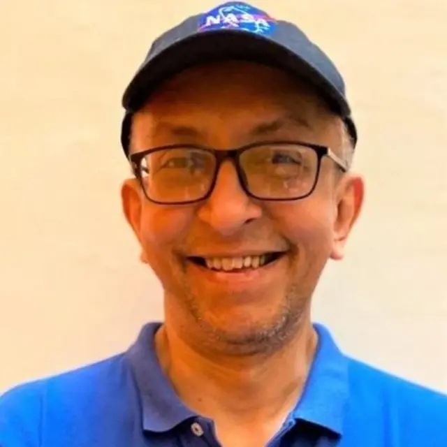 නාලක ගුණවර්ධන