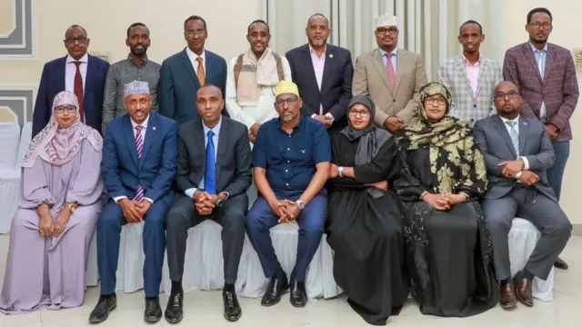 Xamsa iyo siyaasiyiin kale