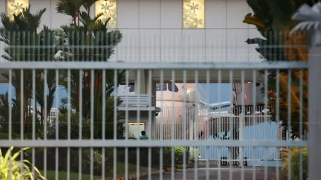 Pesawat Saudia yang mengangkut Rajapaksa mendarat di Singapura Kamis (14/07).