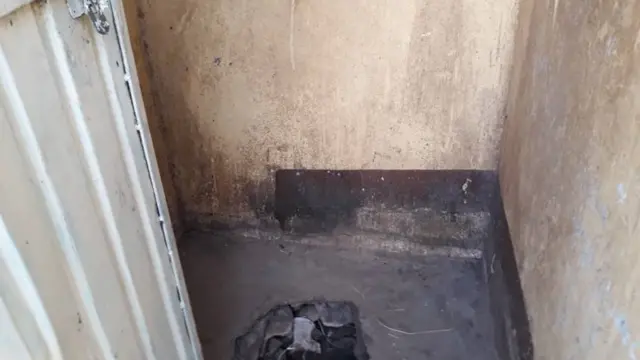 Semiz erkaklar ishtirokidagi porno video kompilyatsiya Sara Braytman erotik fotosuratlar